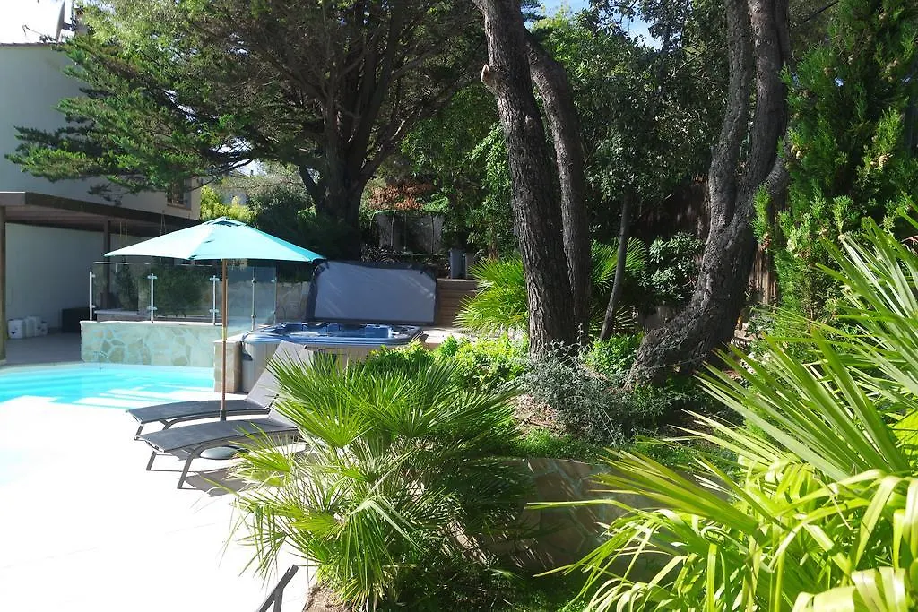 Villa Perle De La Mer Saint Aygulf Bed & Breakfast