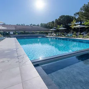 Aparthotel Kyriad - Plan De Campagne, Cabriès