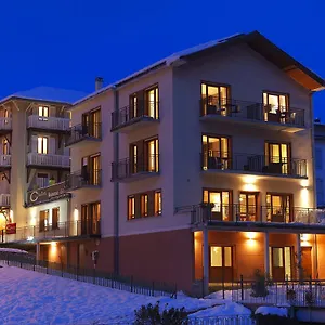 hotel-le-chalet-ax-les-thermes.midi-pyreneeshotels.com/