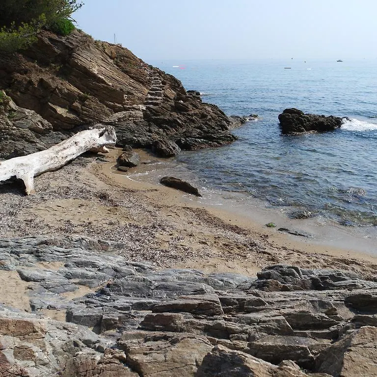 Bed & Breakfast Villa Perle De La Mer Saint Aygulf France